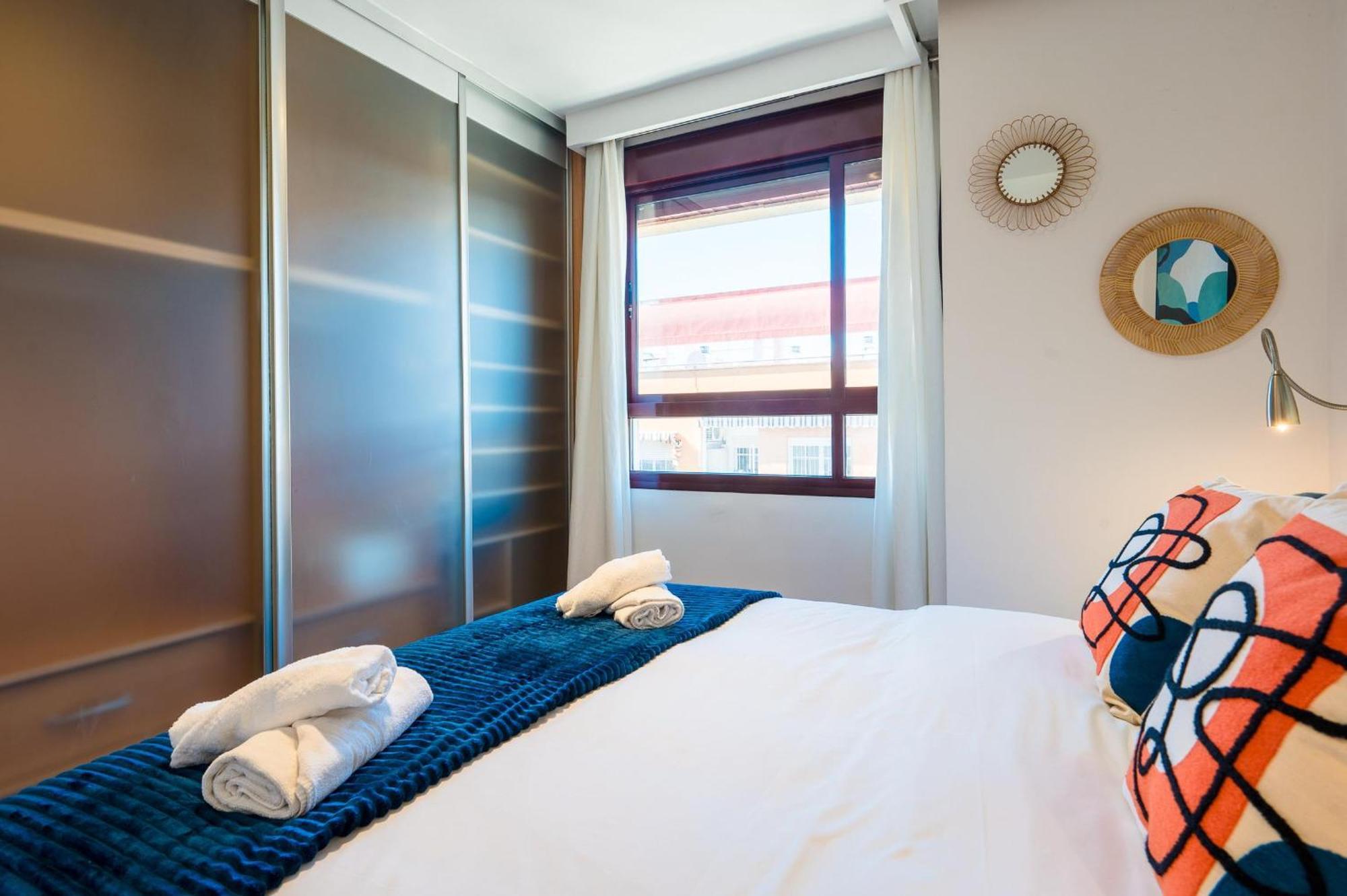 San Bernardo Home Free Parking Seville Luaran gambar